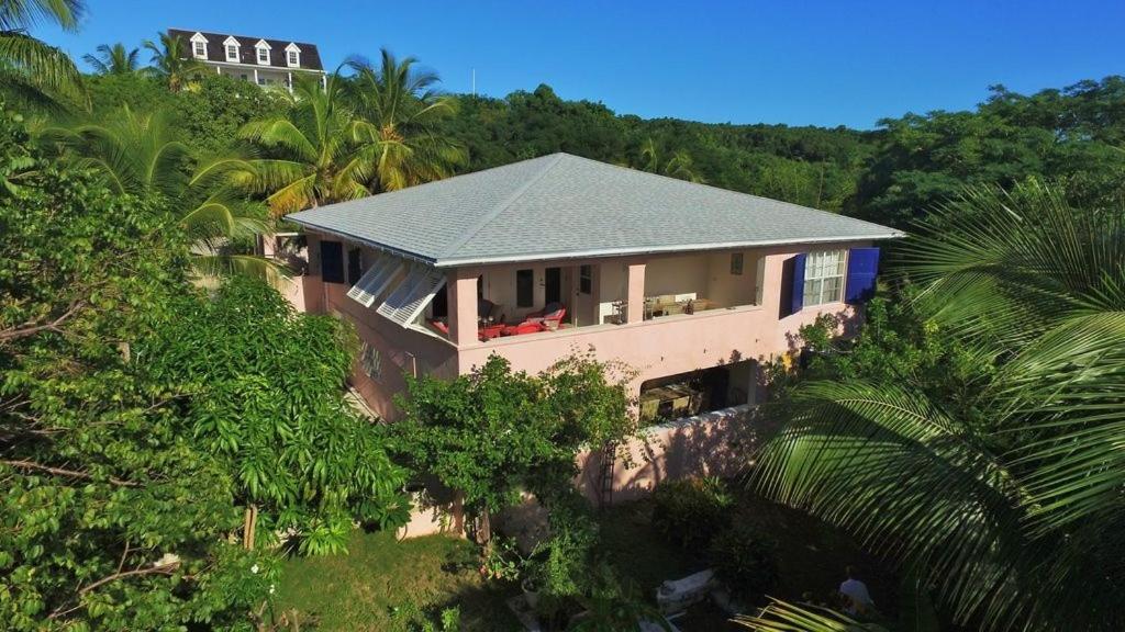 Indigo House Home Governor's Harbour Exterior photo